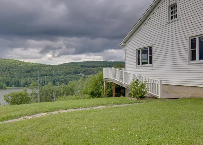 Lawrenceville Apartment With Deck Near Gaming Lands!